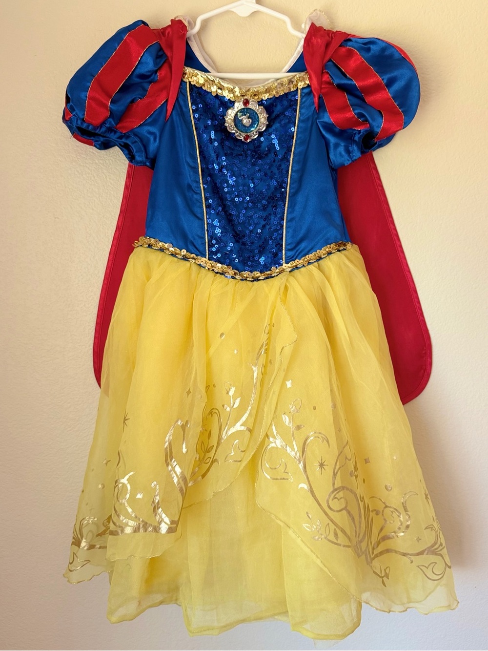 Disney Store Snow White Halloween Costume Princess Dress Up Girls Size 4